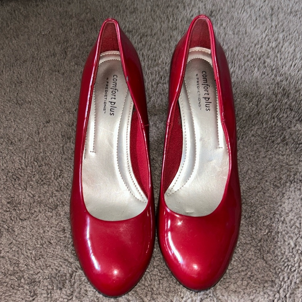 Patent leather red heels, comfort plus by predictions